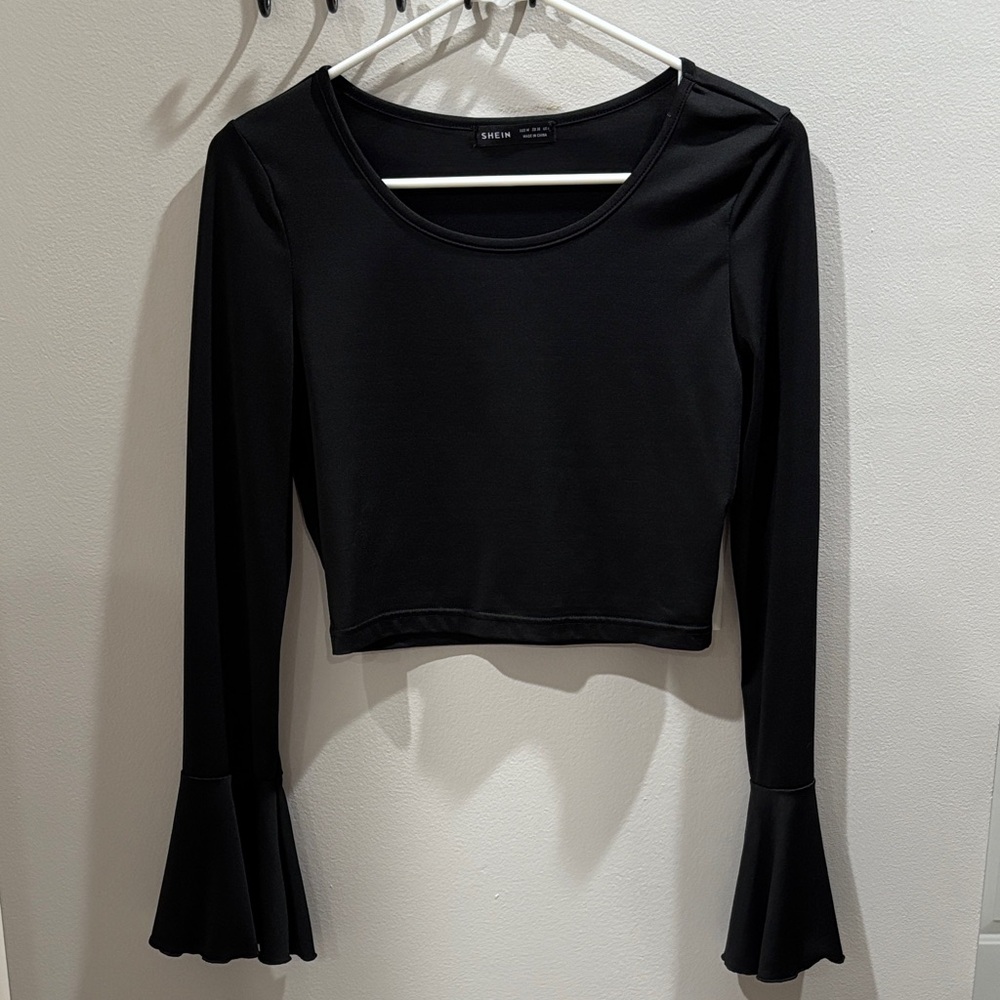 SHEIN Black Flared Sleeve Blouse
